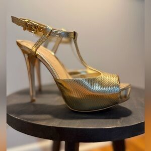 Giani Bini Gold Stiletto Strappy High Heel Sandals